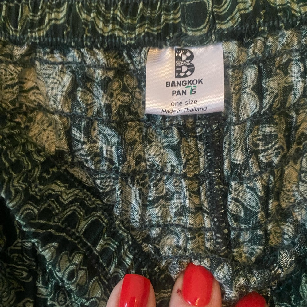 Green Patterned Boho Women's Pants - image 3